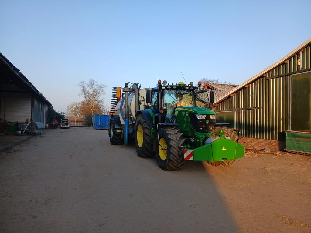 John deere 6215 r met kaweco double twin shift mesttank tank, Zakelijke goederen, Ophalen, Beregening en Drainage