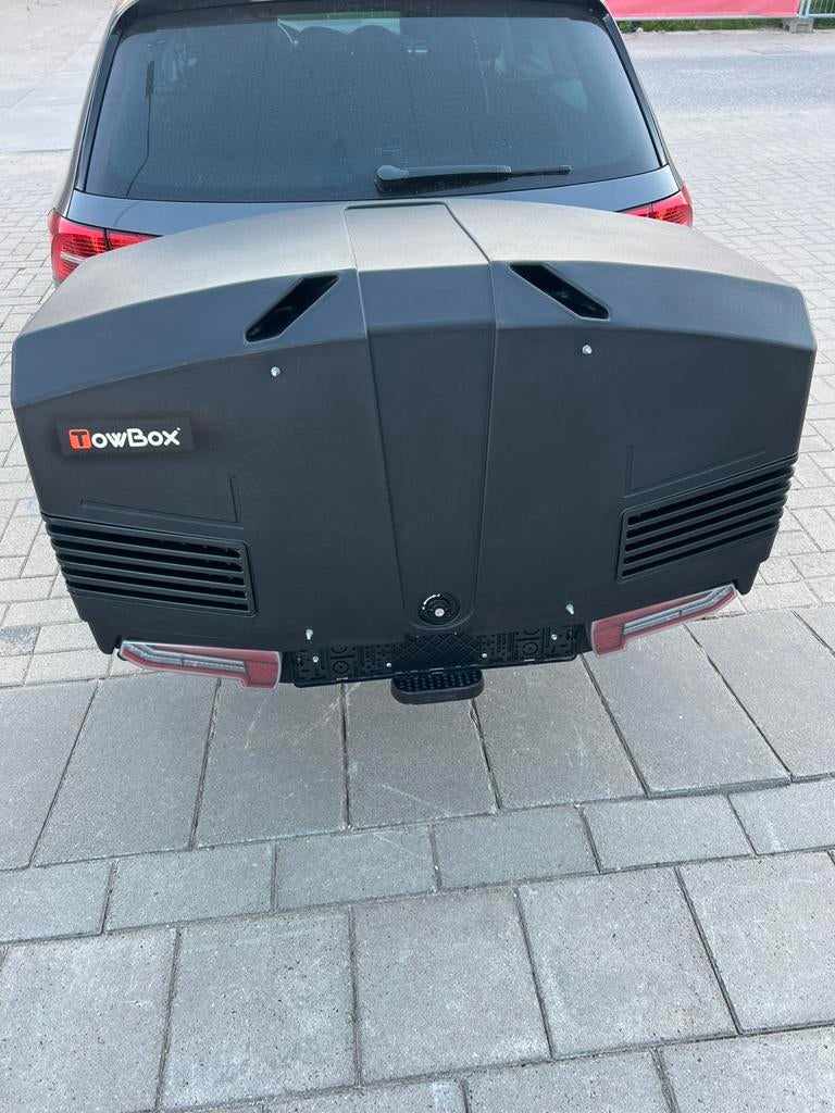 Te huur: 2x Trekhaakkoffer 400L (langs A27) - Towbox V3, Ophalen, Towboxstraat 1, Tow@box.nl, Zo goed als nieuw