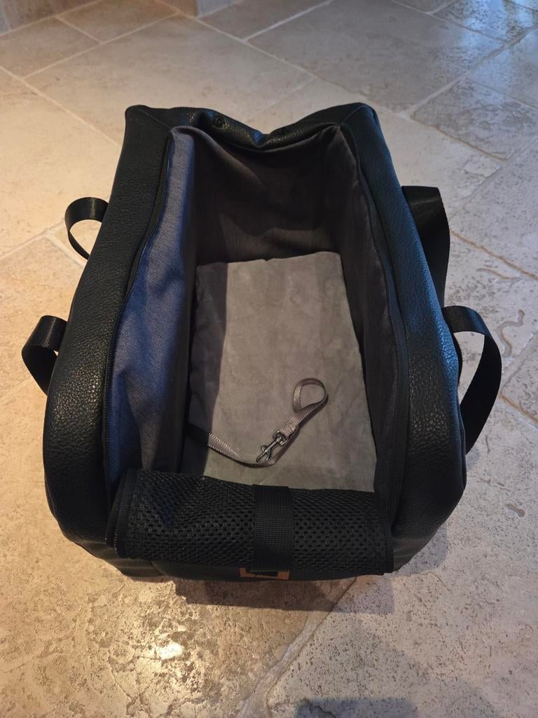 Luxe reistas voor een kleinere hond., Ophalen of Verzenden