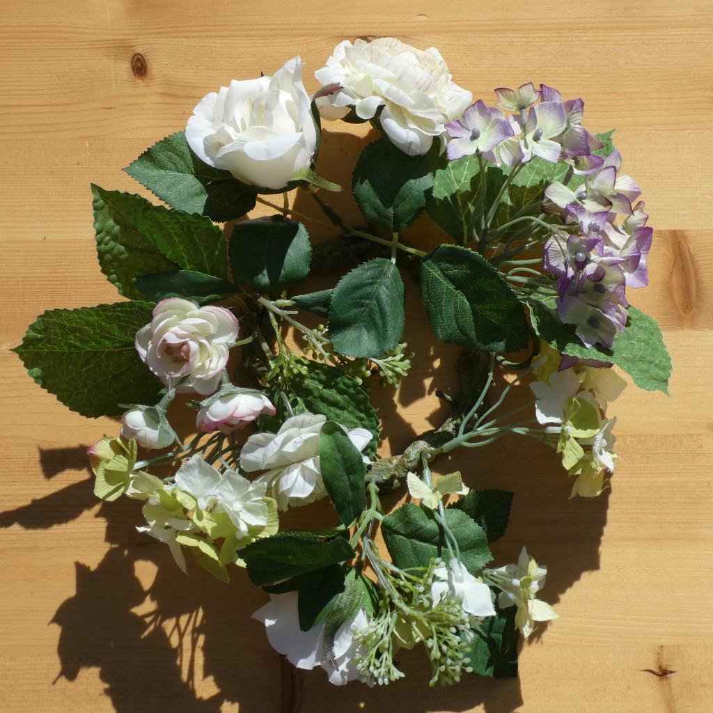 Bloem krans, Huis en Inrichting, Woonaccessoires | Kransen, Ophalen, Gebruikt