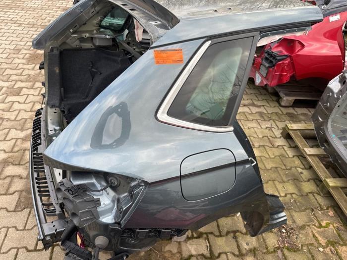 Snijdeel rechts-achter van een Skoda Kamiq (LF7Y), Gebruikt, -, -, Ophalen of Verzenden