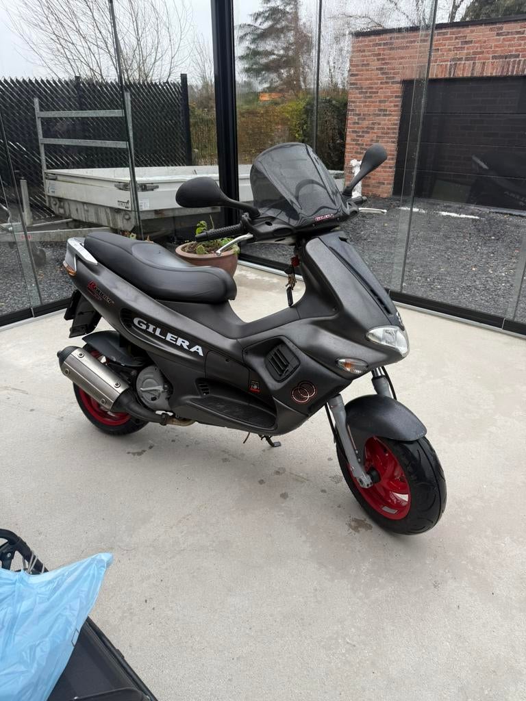 Gilera Runner, Fietsen en Brommers, Ophalen, Zo goed als nieuw, Benzine, Overige modellen