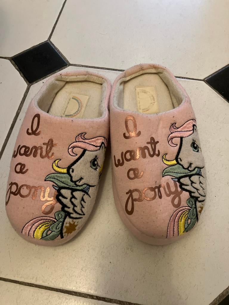 Kinder pantoffels Pony - Maat onbekend, Ophalen, Gebruikt, Meisje