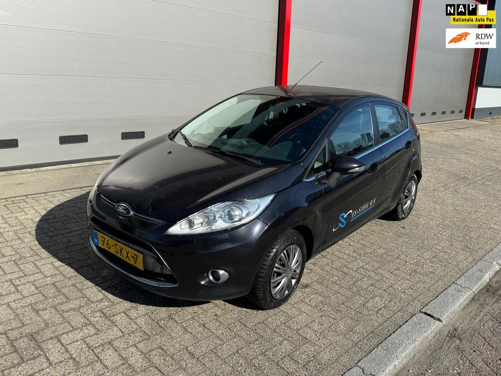 Ford Fiesta 1.6 TDCi ECOnetic Titanium, Voorwielaandrijving, 28 km/l, Gebruikt, 96 €/maand