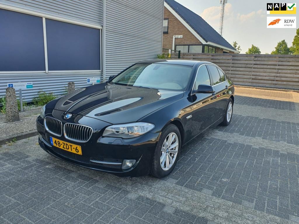 BMW 5-serie 520i High Executive Sedan Automaat Bj:2012 NAP!, Auto's, BMW, Automaat, Euro 5, Achterwielaandrijving, Gebruikt