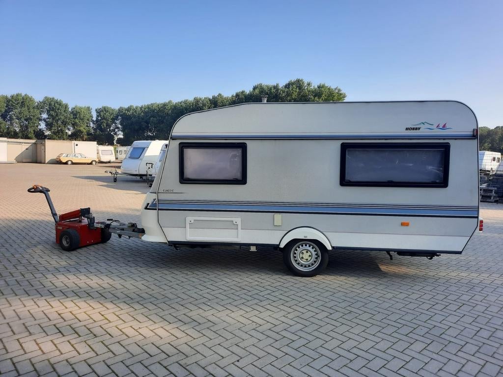 Mooie Hobby Classic caravan, Hobby, Koelkast, Treinzit, Particulier