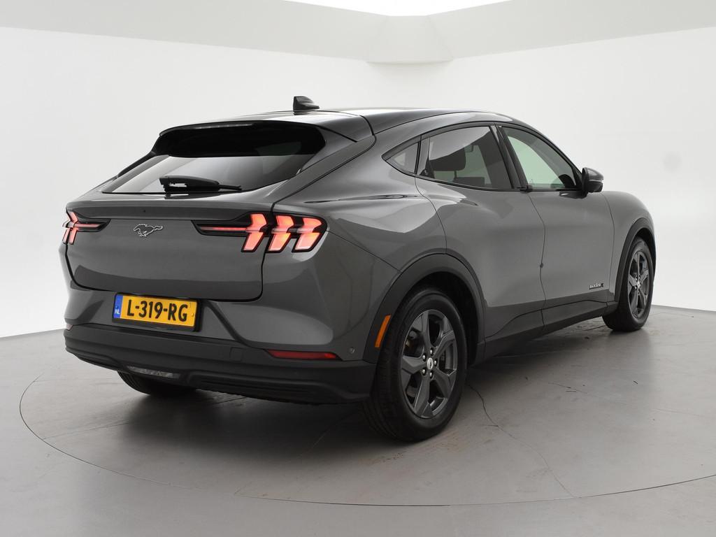 Ford Mustang Mach-E EXTENDED RWD 98 kWh + B&O | PANORAMA | T, Gebruikt, 750 kg, 600 km, Mustang