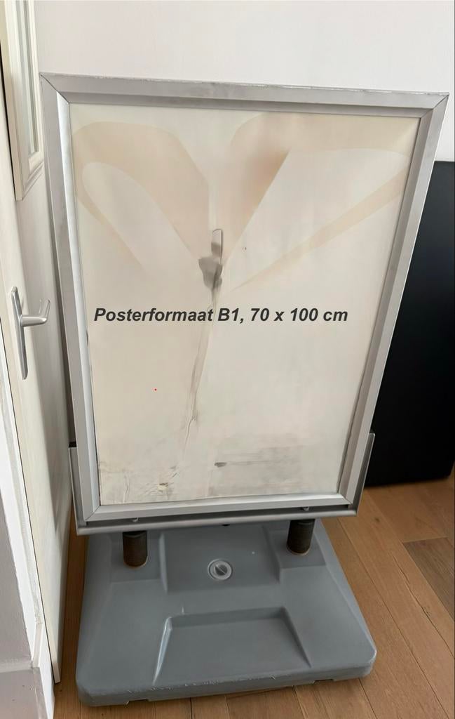 Stoepbord B1 posterformaat 70 x 100 cm, Ophalen, Zo goed als nieuw