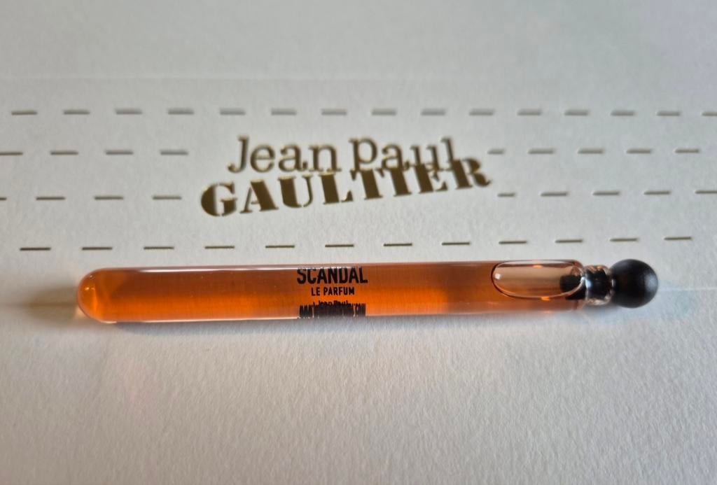 Jean Paul Gaultier 4 ml | Scandal Le Parfum Nieuw, Verzamelen, Ophalen of Verzenden, Nieuw, Proef of Tester, Gevuld