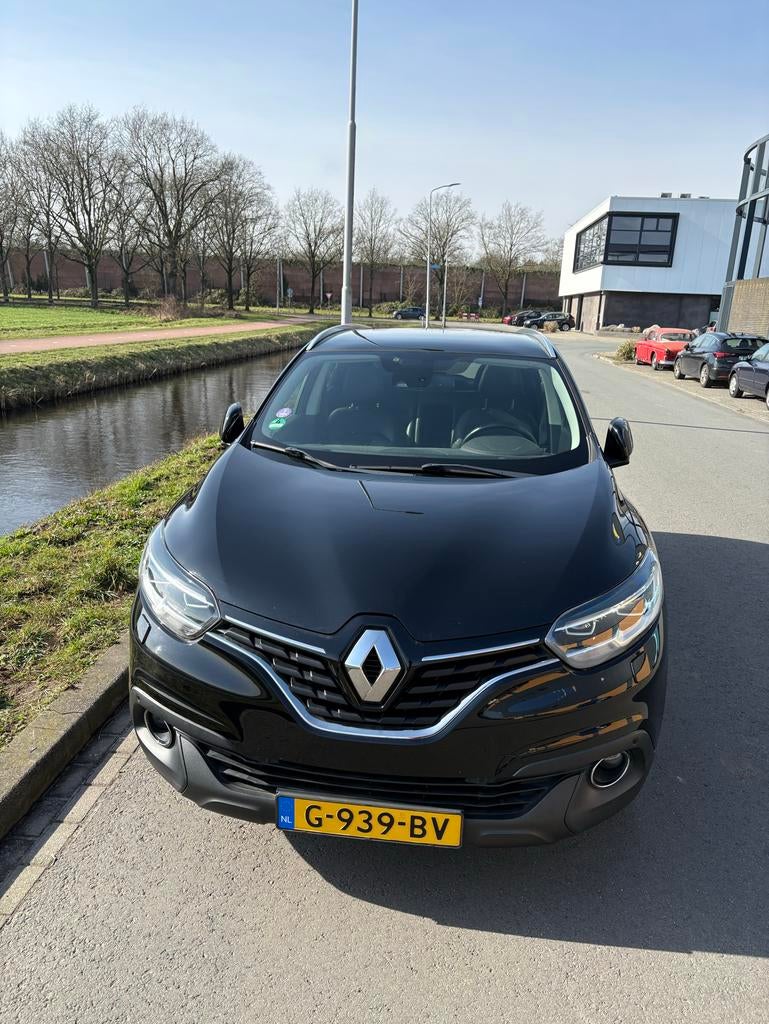 Renault Kadjar 1.2 TCE AUT 2017 Zwart, Auto's, Renault, Kadjar, Zwart, 4 cilinders, Zwart