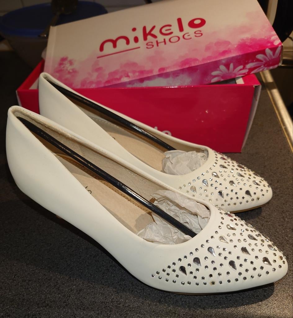 Nette kinderschoenen maat 36, merk Mikelo., Ophalen of Verzenden