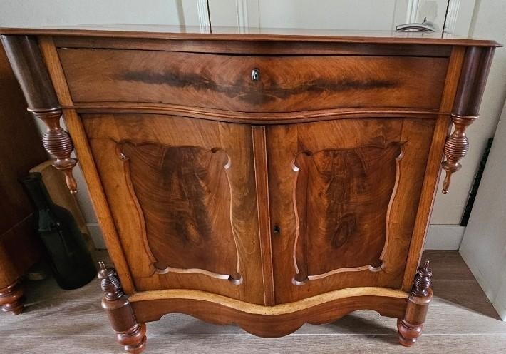 Mooie Antieke Biedermeier penantkastje mahonie, Antiek en Kunst, Antiek | Meubels | Kasten, Ophalen