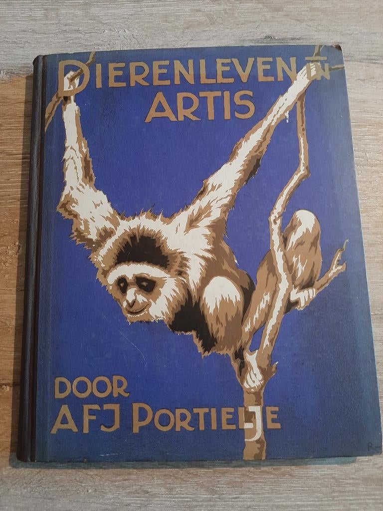 Dierenleven in Artis - A.F.J. Portielje (1939), Ophalen of Verzenden, Gelezen, Natuur algemeen