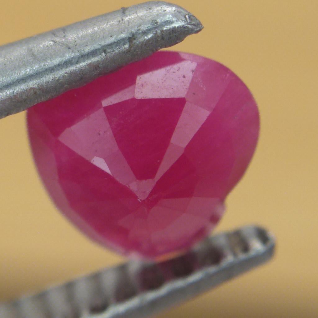 Robijn 0.87 karaat - Edelstenen, Sieraden, Tassen en Uiterlijk, Edelstenen, Ophalen of Verzenden, Nieuw