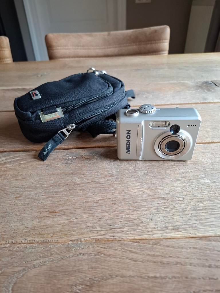 Medion fototoestel met opbergtas., Audio, Tv en Foto, Fotocamera's Digitaal, Ophalen, Zo goed als nieuw, Overige Merken, Geen optische zoom