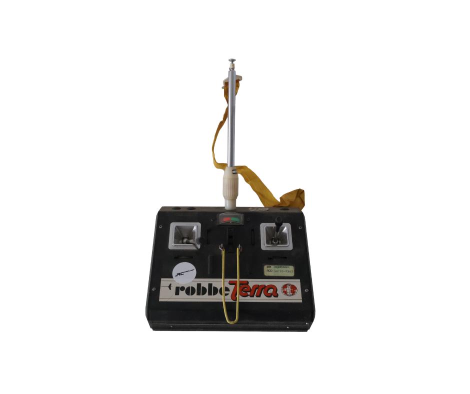 Robbe Terra zender rc, Hobby en Vrije tijd, Ophalen of Verzenden, Gebruikt, Overige schalen, Onderdeel