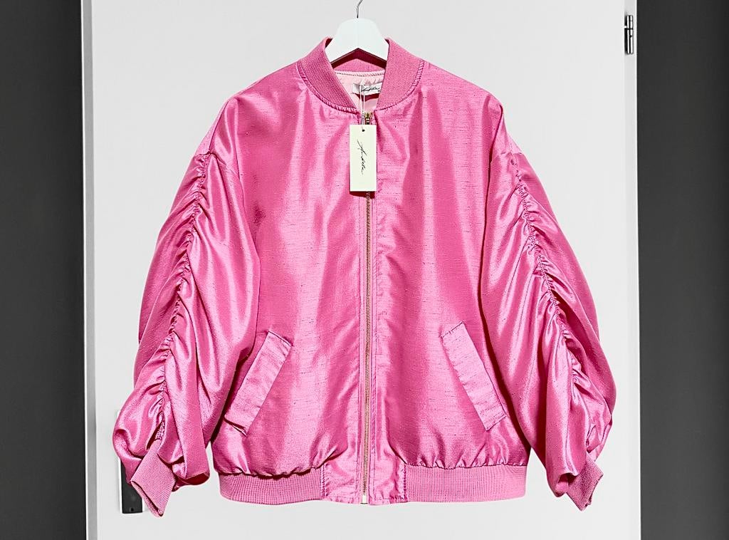 Ambika Bomberjacks roze lichtgewicht  trendy jasje one size, Verzenden, Nieuw, Maat 42/44 (L), Roze