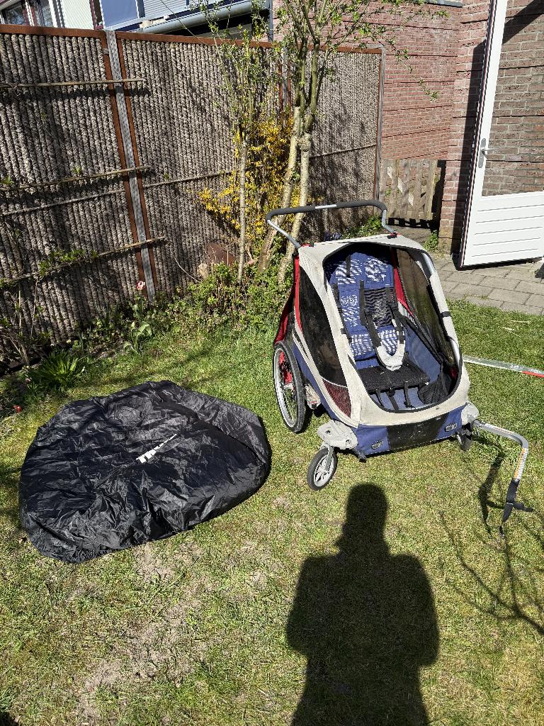 Chariot fietskar voor kinderen, Ophalen, Gebruikt, Opvouwbaar, 20 tot 40 kg