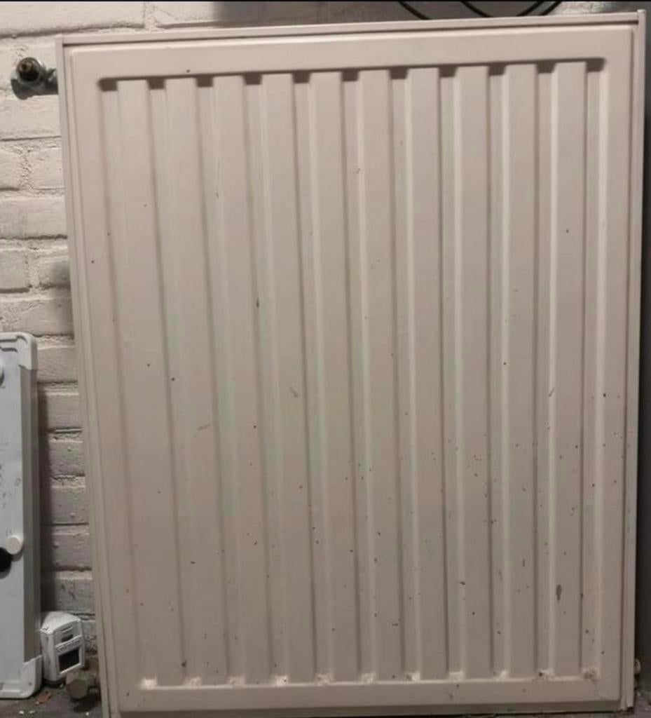 Radiator 75x60x10 cm, Ophalen, Zo goed als nieuw