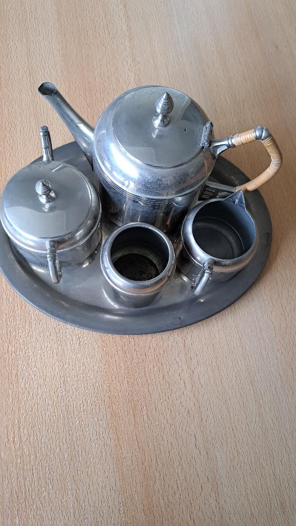 Tin serviesje Tiel 834, Ophalen of Verzenden