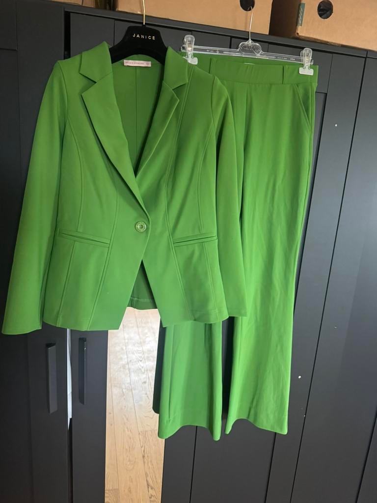 Studio Anneloes blazer en Flair broek bonded travelstof S, Kostuum of Pak, Nieuw, Ophalen of Verzenden, Maat 36 (S)