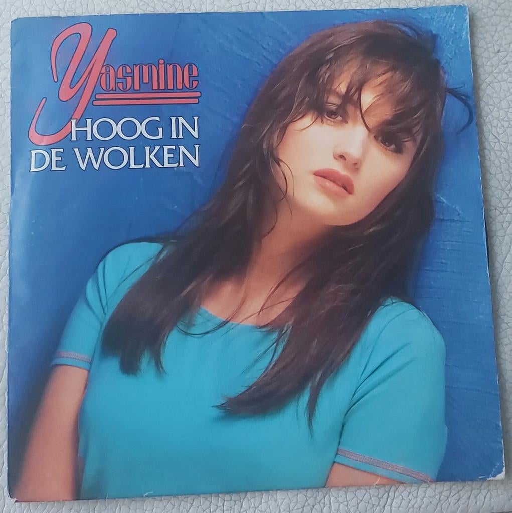 Yasmine - Hoog In De Wolken (Vinyl Single)7"single, Ophalen of Verzenden, Gebruikt