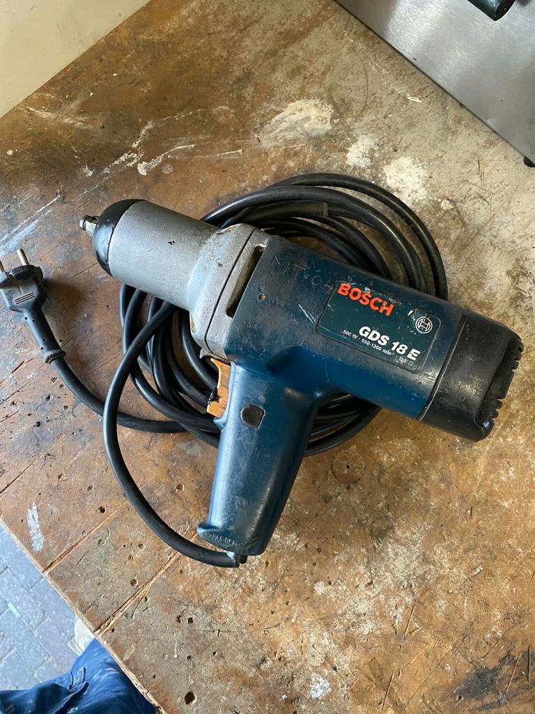 Bosch gds 18e slagmoersleutel, Ophalen of Verzenden, Zo goed als nieuw, Overige typen