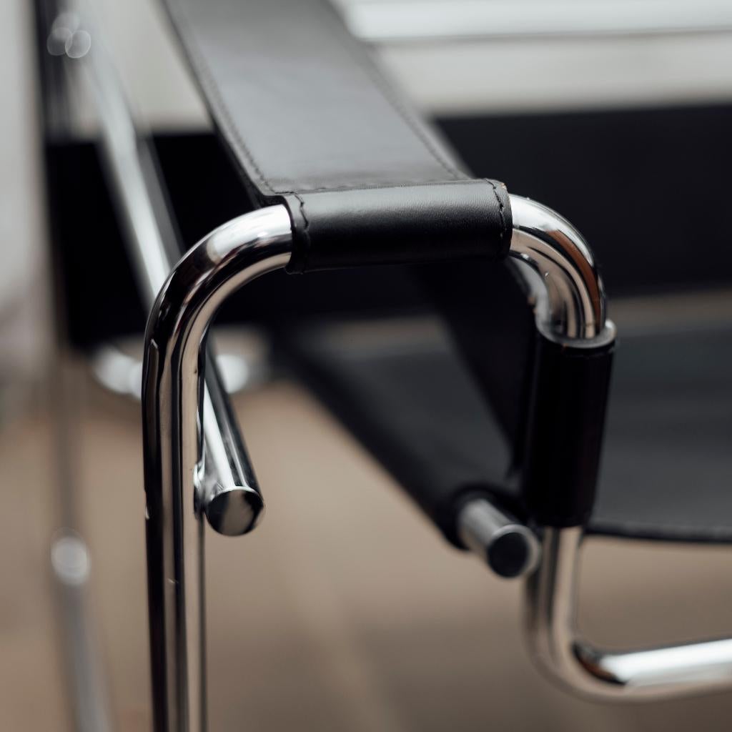 originele Wassily B3 stoel, Ophalen, Zo goed als nieuw, Zwart, Twee