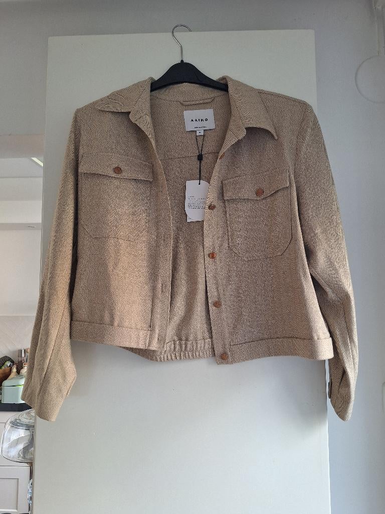 NIEUW met kaartjes pak set van Aaiko XL en XXL, Beige, Maat 46/48 (XL) of groter, Ophalen of Verzenden, Zo goed als nieuw