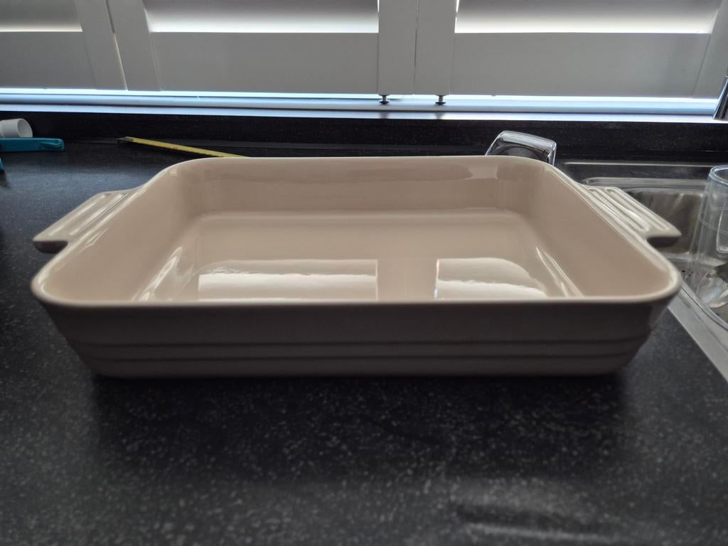 Le Creuset Grijze Ovenschaal, 32 cm, Le Creuset, Overige typen, Ophalen of Verzenden, Zo goed als nieuw