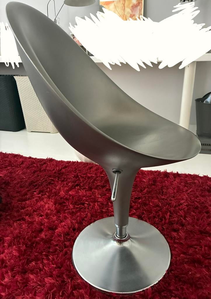 Magis Bombo stoel burostoel bureaustoel design, Huis en Inrichting, Stoelen, Zo goed als nieuw, Eén, Kunststof, Metaal, Grijs