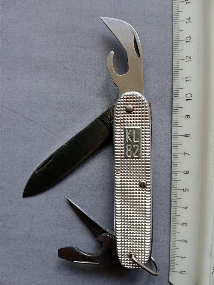 Militair zakmes KL 82 in perfecte staat, Ophalen of Verzenden, Landmacht, Nederland, Mes of Dolk