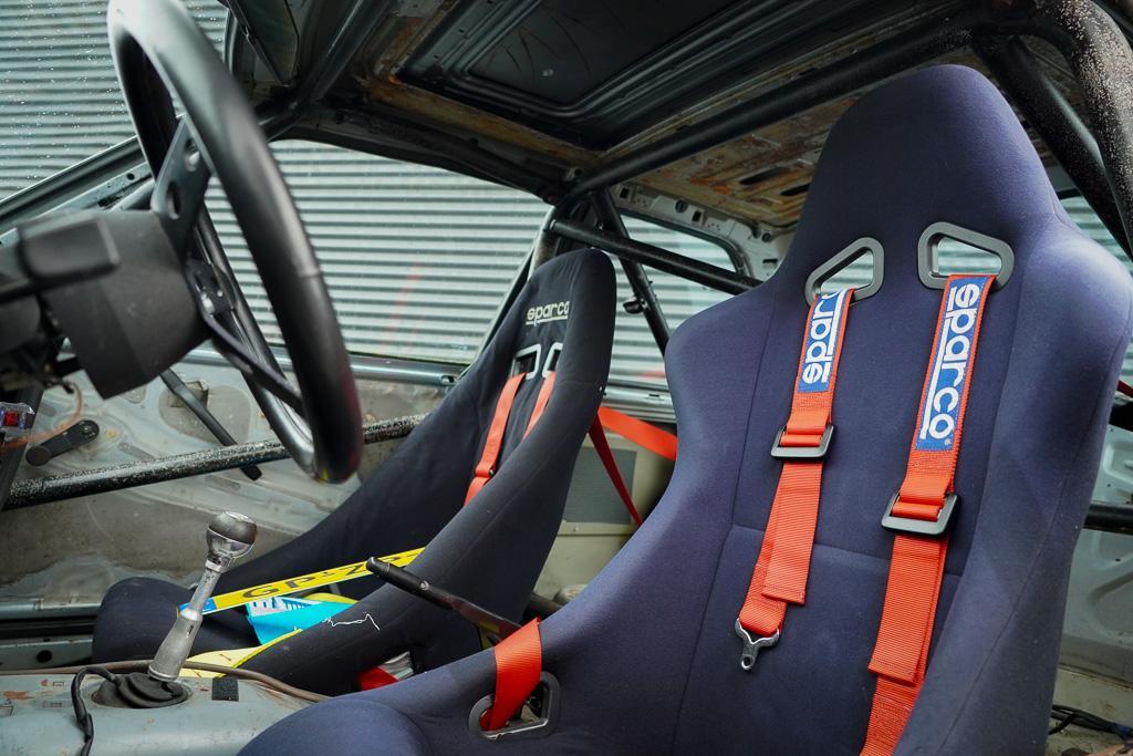 BMW 3-serie 325 / Circuit / Rolkooi / Met kenteken, Gebruikt, Handgeschakeld, 1120 kg, Sedan