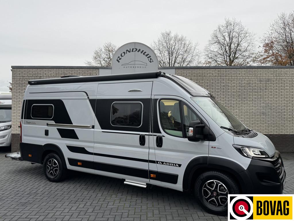 Adria Twin Supreme 640 SLB 160 pk AUTOMAAT 9-Traps Euro6 Fia, Buscamper of Camperbus, Ringverwarming, Tot en met 2, Bedrijf