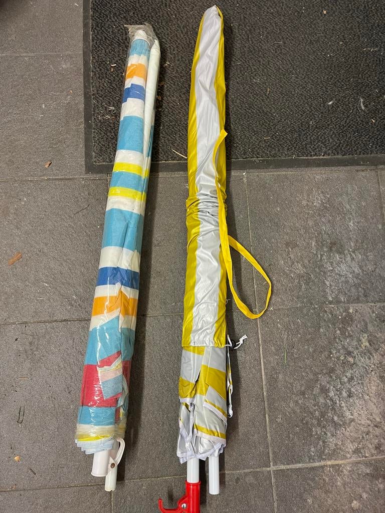2 strand parasols, Ophalen, Gebruikt, 1 tot 2 meter, Strandparasol