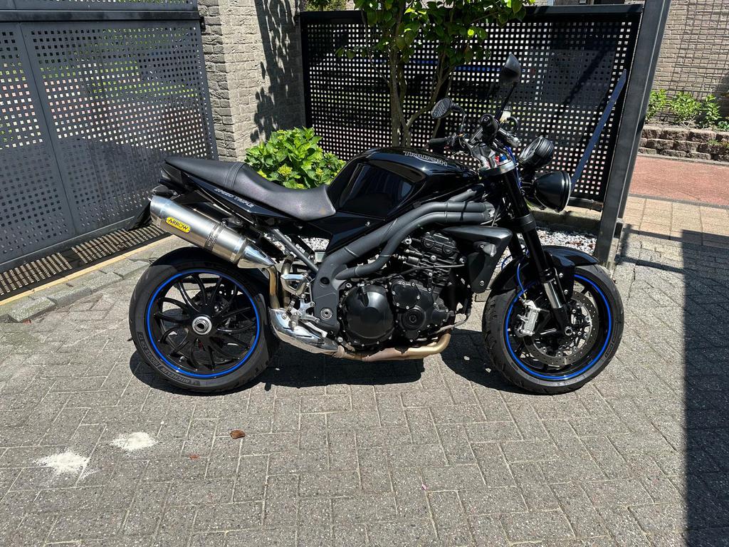 Triumph Speed Triple 1050 2009 | Topstaat | Veel extra’s, Motoren, Sportuitlaat, Motorrijbewijs A, 3 cilinders, Particulier