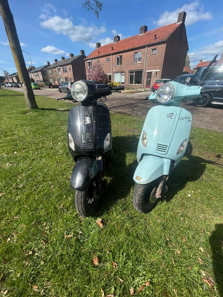 2 Gerray Star snorscooters, Fietsen en Brommers, Ophalen, Gebruikt, Benzine, Vespa