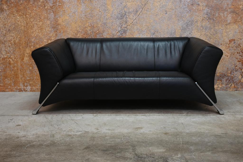 ZGANieuw zwarte leren Rolf Benz 322 design bank, 150 tot 200 cm, Tweepersoons, 75 tot 100 cm, Zo goed als nieuw
