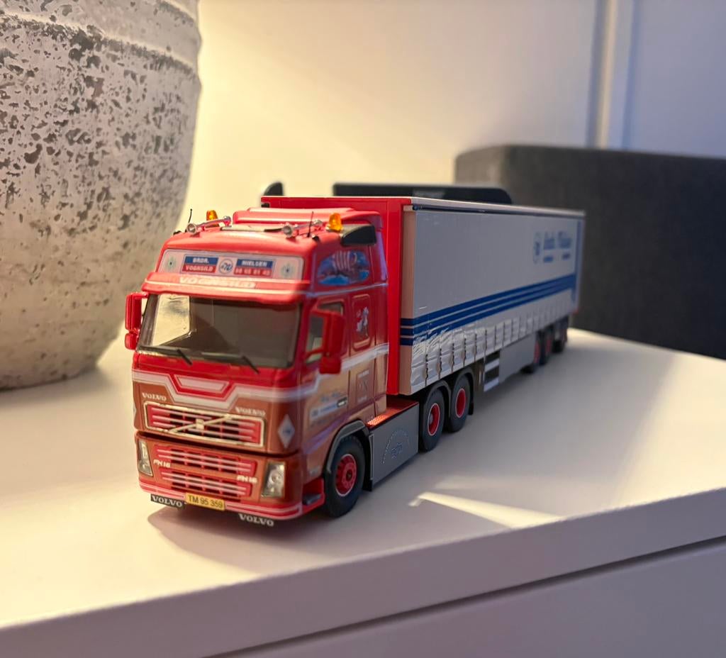 Tekno Volvo, Brdr Nielsen, Hobby en Vrije tijd, Modelauto's | 1:50, Ophalen of Verzenden, Nieuw, Bus of Vrachtwagen, Tekno