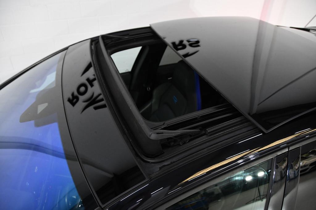 Volkswagen Golf 2.0 TSI R 4Motion Performance*AKra*Blindspot, Gebruikt, Euro 6, 4 cilinders, 1984 cc