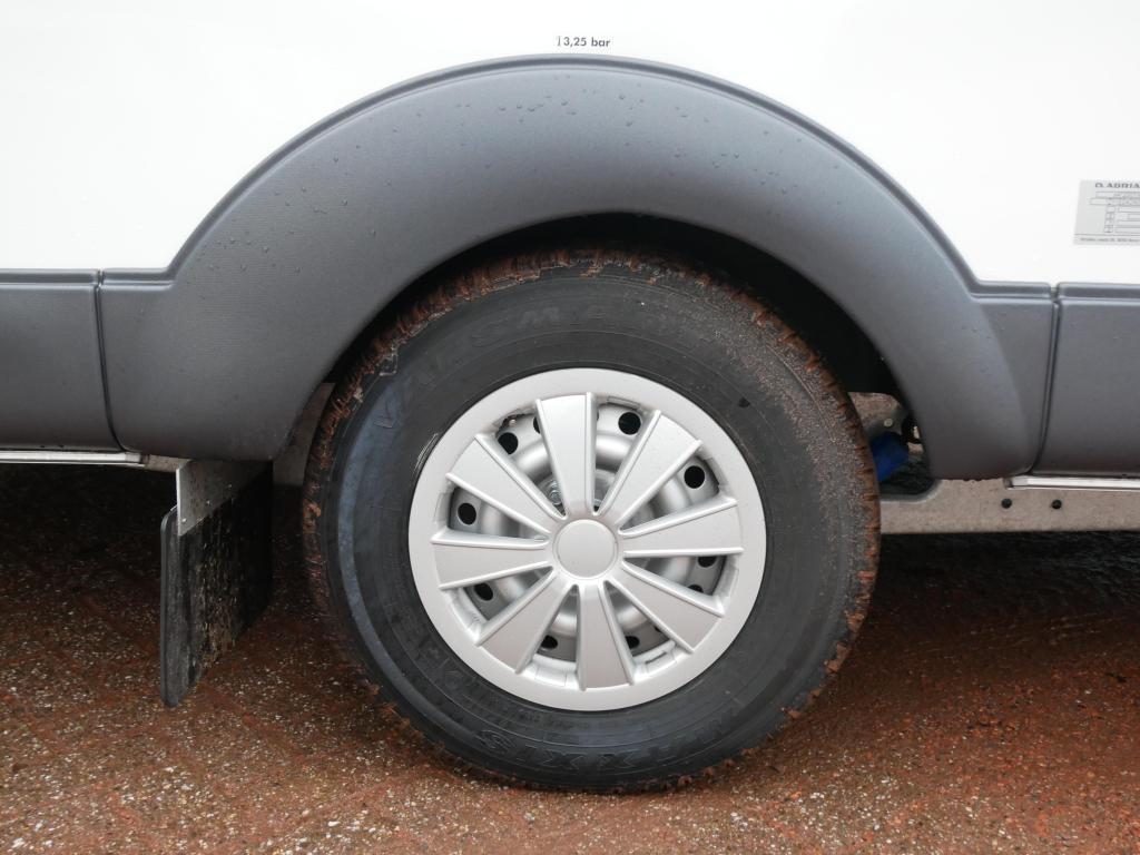 Adria Action 391 PH Incl. Unico Verona, Caravans en Kamperen, Caravans, Schokbreker, Bedrijf, Treinzit, Adria