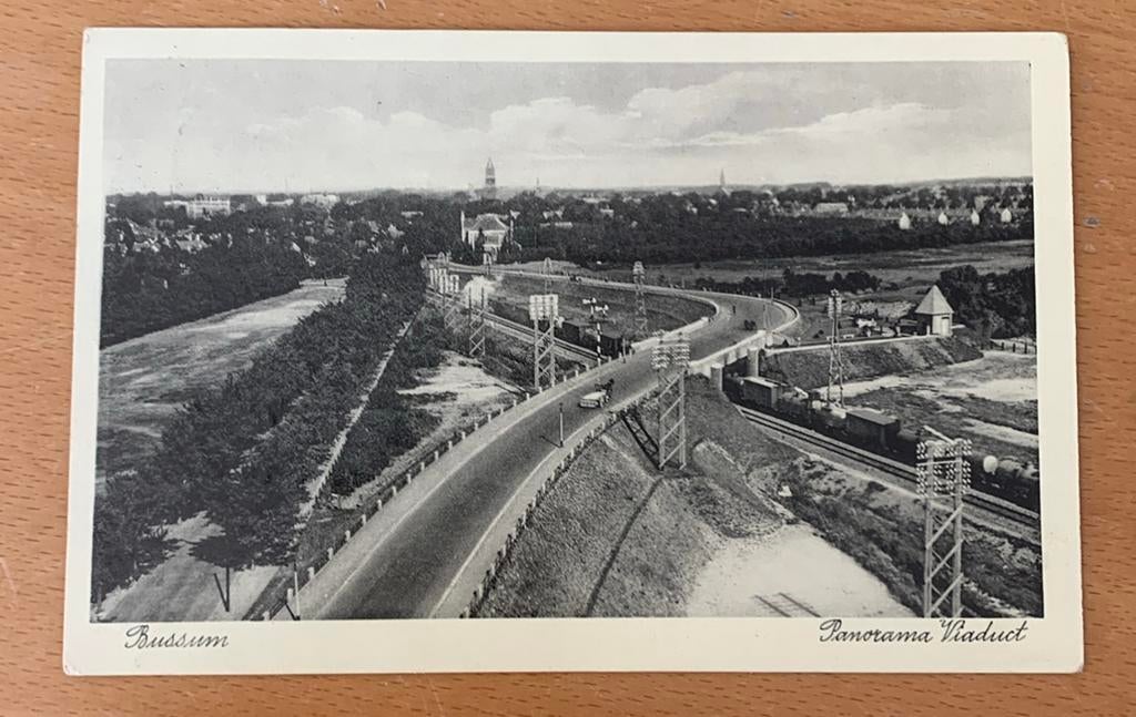 Ansichtkaart Bussum panorama Viaduct, Verzamelen, Ansichtkaarten | Nederland, Ophalen of Verzenden, 1920 tot 1940, Noord-Holland