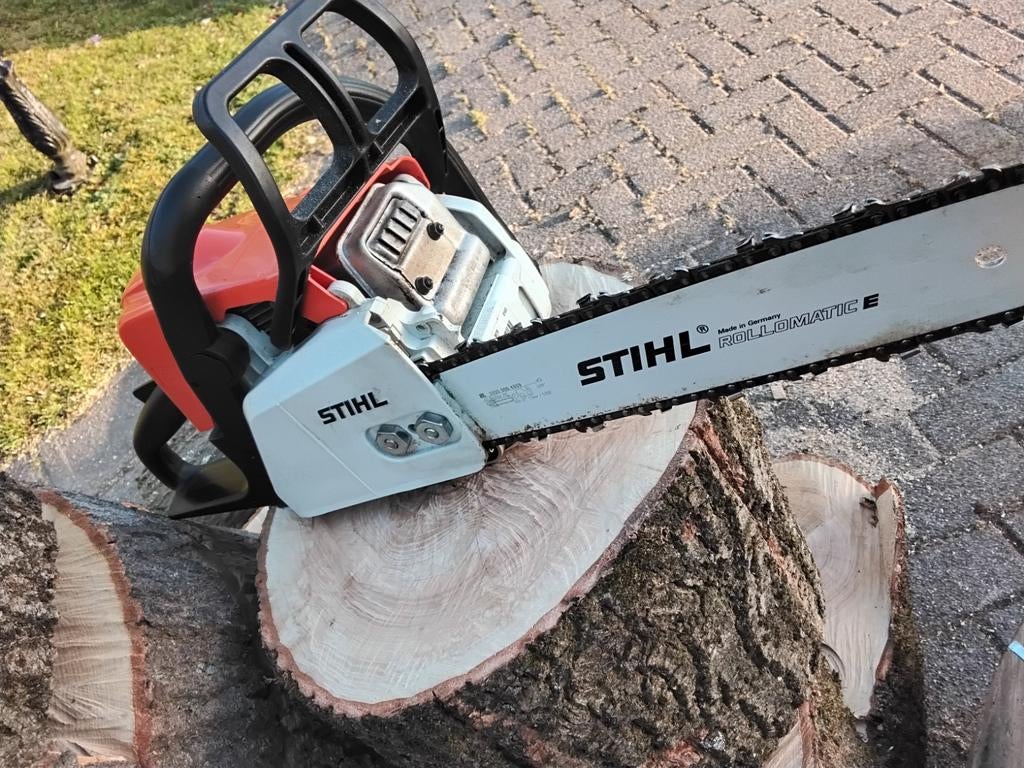 Zeer nette Stihl MS 180 kettingzaag te koop aangeboden, Ophalen