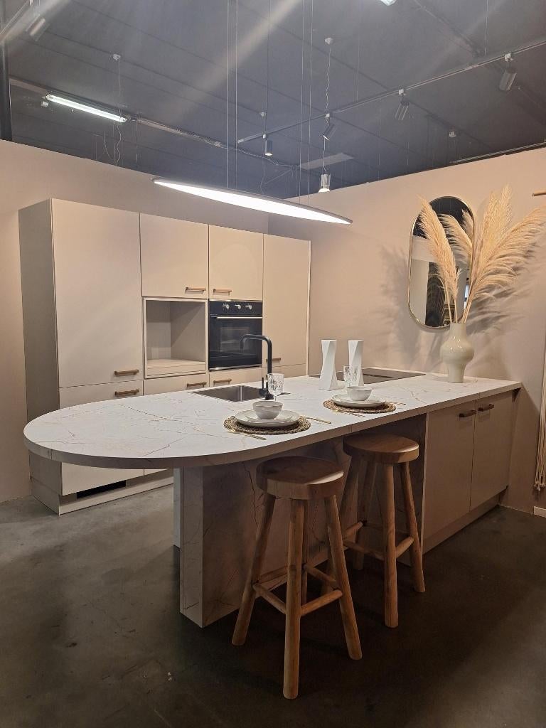 Complete Nieuwe keuken met apparatuur – Keuken Dewi, Ophalen of Verzenden, Nieuw, Overige typen, Met kookeiland