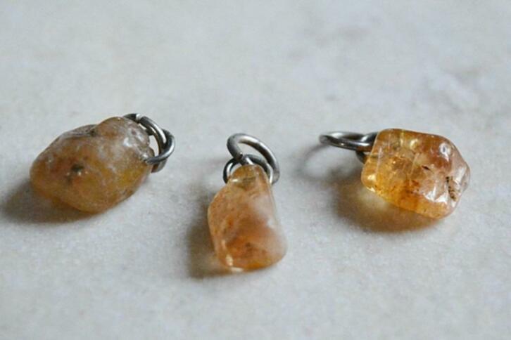 Goud Topaas hangers (03), Ophalen of Verzenden, Mineraal