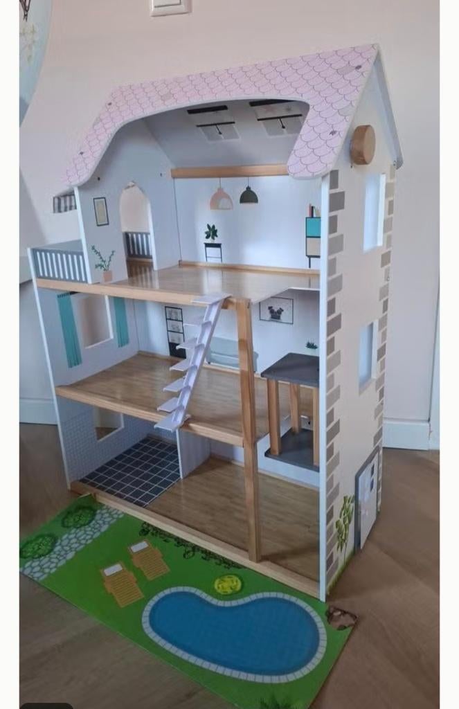 Houten Poppenhuis Lidl, Ophalen, Zo goed als nieuw, Poppenhuis
