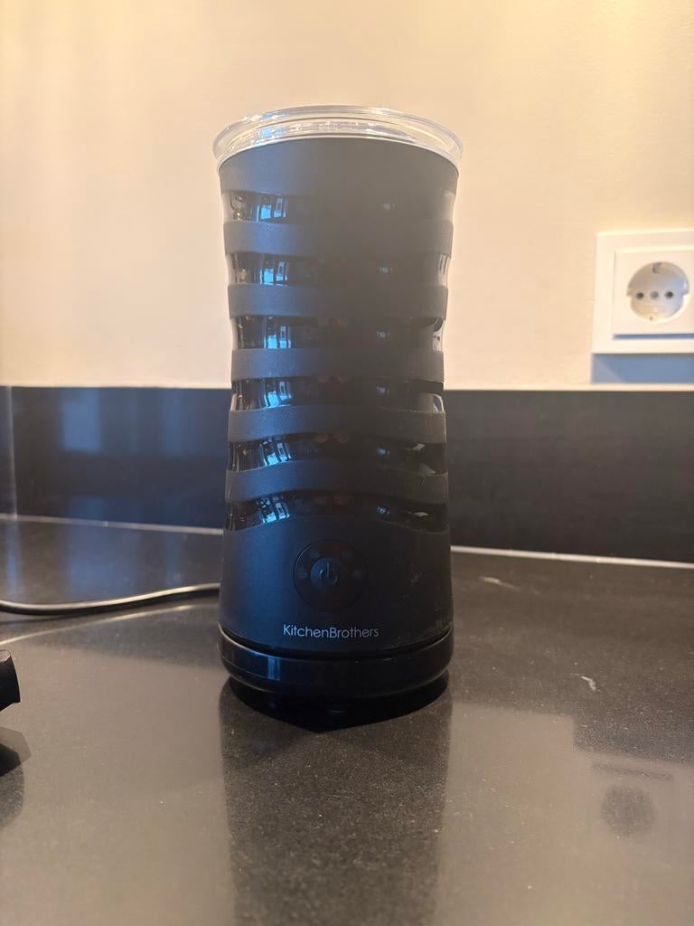 KitchenBrothers melkopschuimer - Zo goed als nieuw, Ophalen, Zo goed als nieuw, Elektrische melkopschuimer