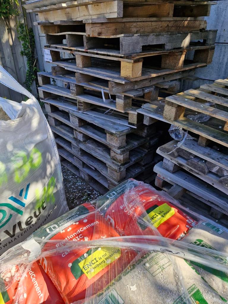 Gratis pallets af te halen, Ophalen of Verzenden, Gebruikt, Overige houtsoorten, Pallet