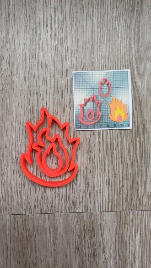 Uitsteker Vlam, Ophalen of Verzenden, Zo goed als nieuw, Taarten of Cupcakes, Bakvorm