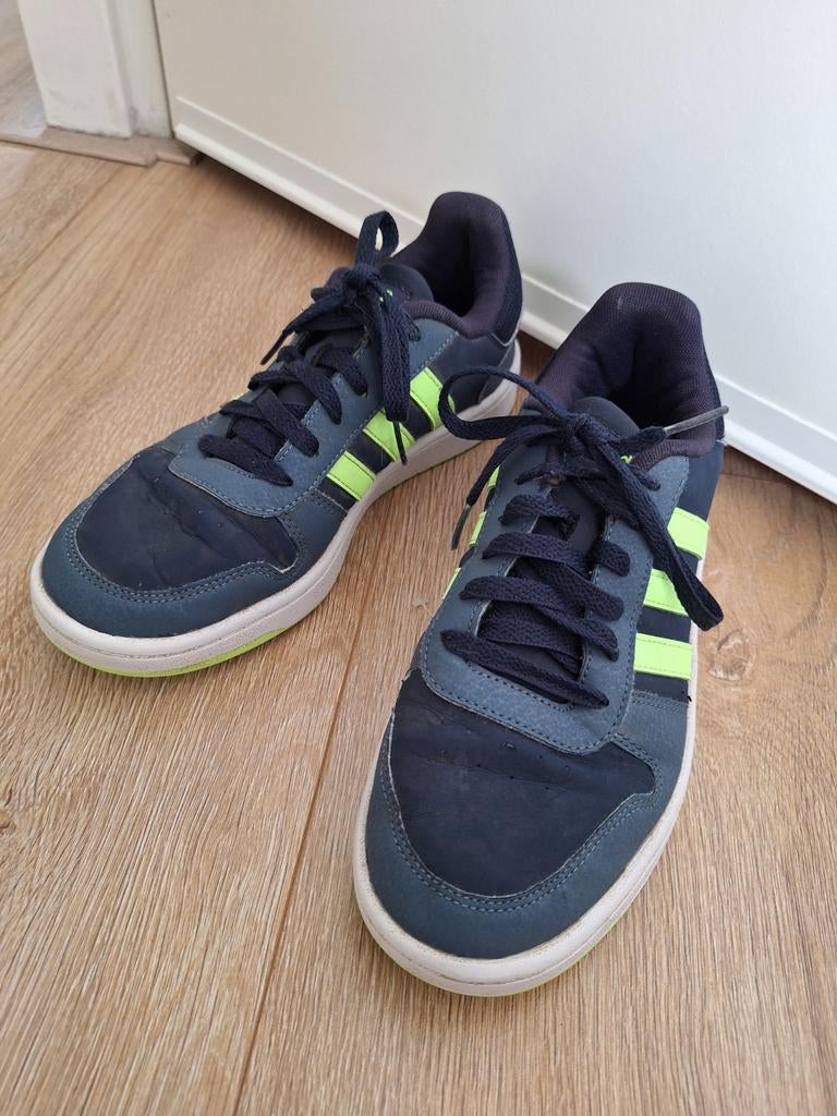 Gave Adidas schoenen draagmt 38/39!, Adidas, Gebruikt, Sportschoenen, Ophalen of Verzenden